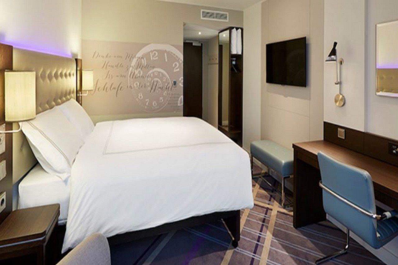 Premier Inn Muenchen Airport Sued ฮอลเบิร์กมูส ภายนอก รูปภาพ