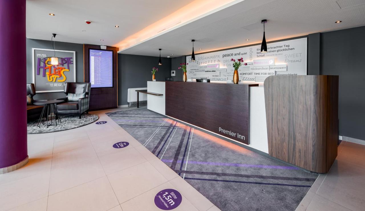 Premier Inn Muenchen Airport Sued ฮอลเบิร์กมูส ภายนอก รูปภาพ