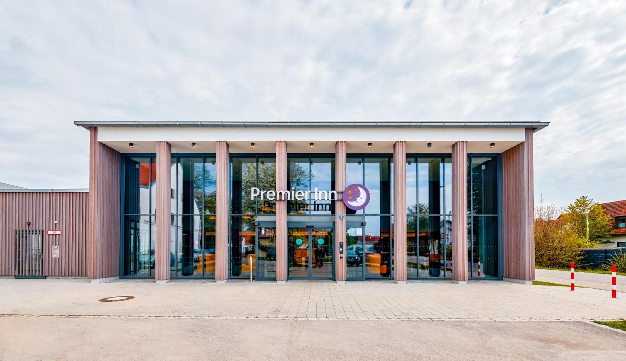 Premier Inn Muenchen Airport Sued ฮอลเบิร์กมูส ภายนอก รูปภาพ